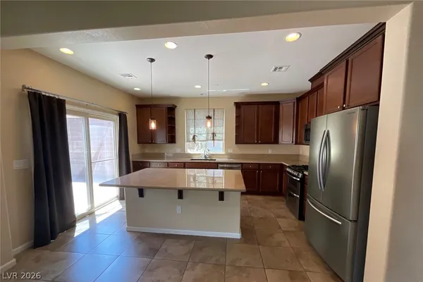 $2,820 | 208 Rocky Basin Street, Henderson, NV 89012