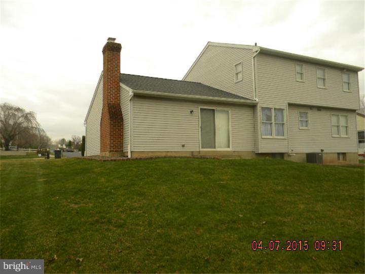 4710 Alisan Road Reading, PA 19606 - Photo 4 of 25 Gallery Image 4