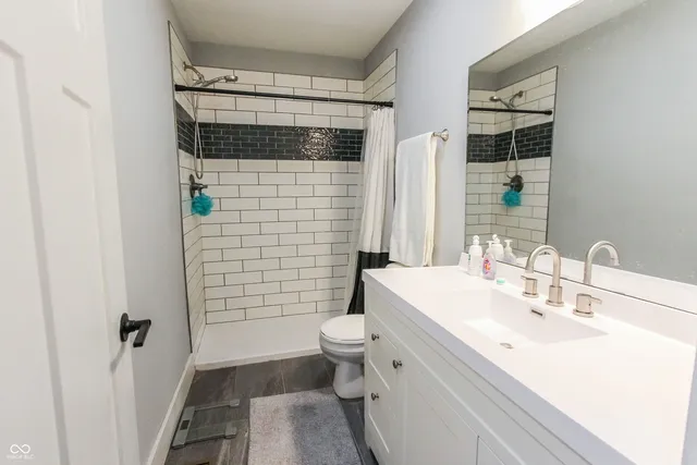 $259,999 | 811 Iowa Street, Indianapolis, IN 46203