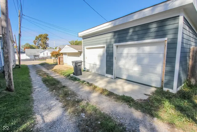 $259,999 | 811 Iowa Street, Indianapolis, IN 46203