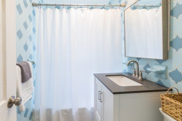 43 Edgartown Road Tisbury, MA 02568 - Photo 7 of 12 Gallery Image 7