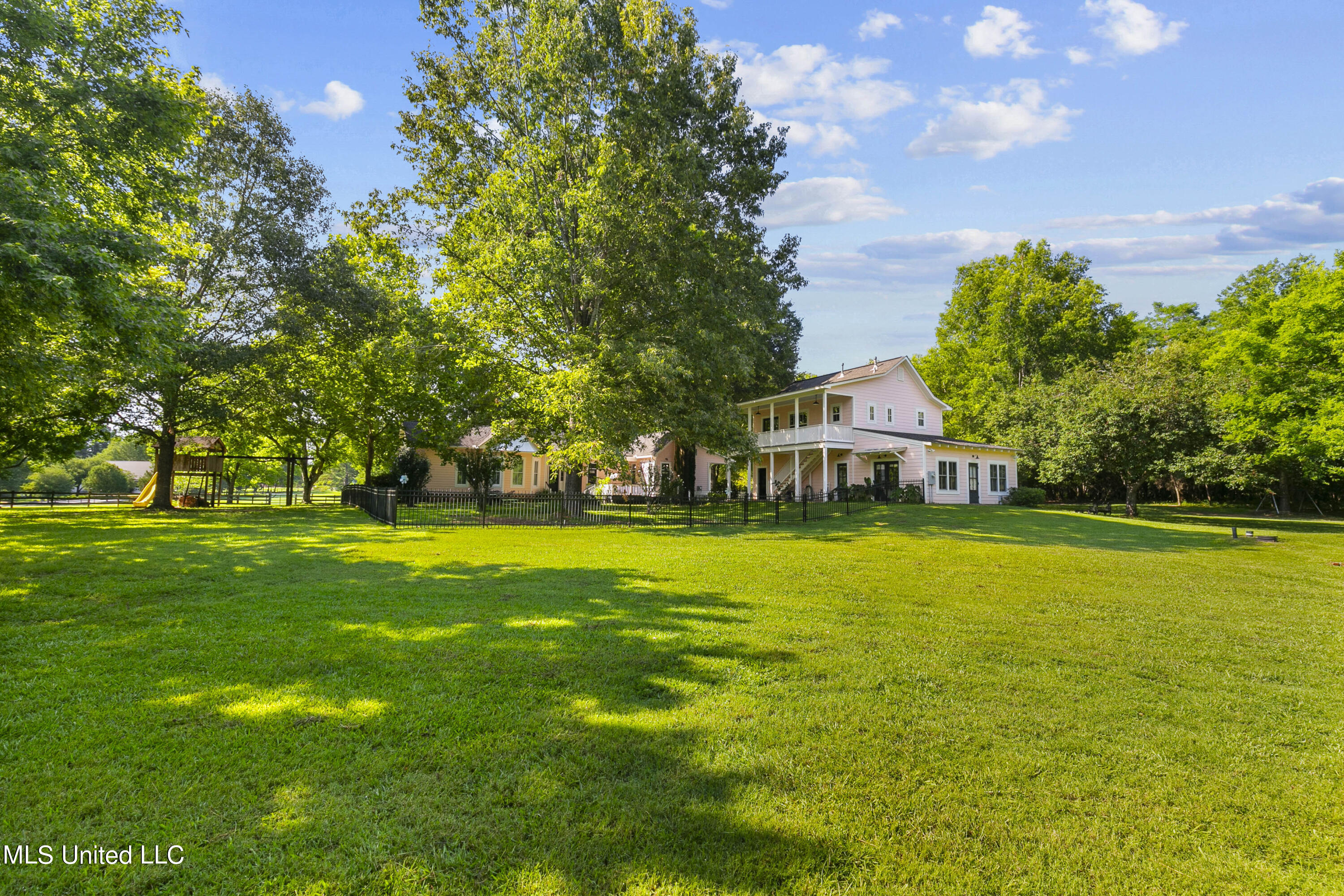324 Gluckstadt Road Madison, MS 39110 - Photo 76 of 134 324 Gluckstadt-90