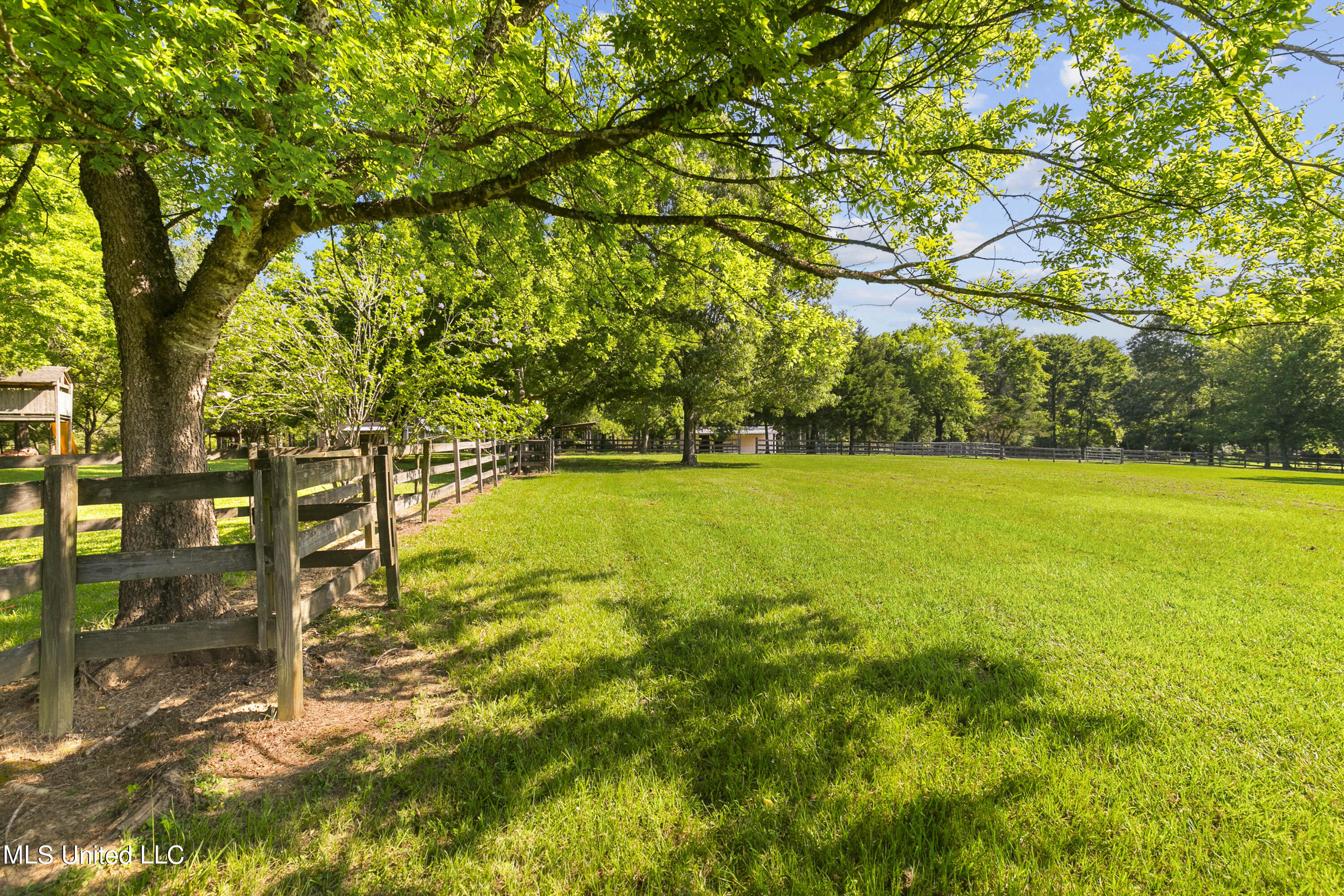 324 Gluckstadt Road Madison, MS 39110 - Photo 86 of 134 324 Gluckstadt-100