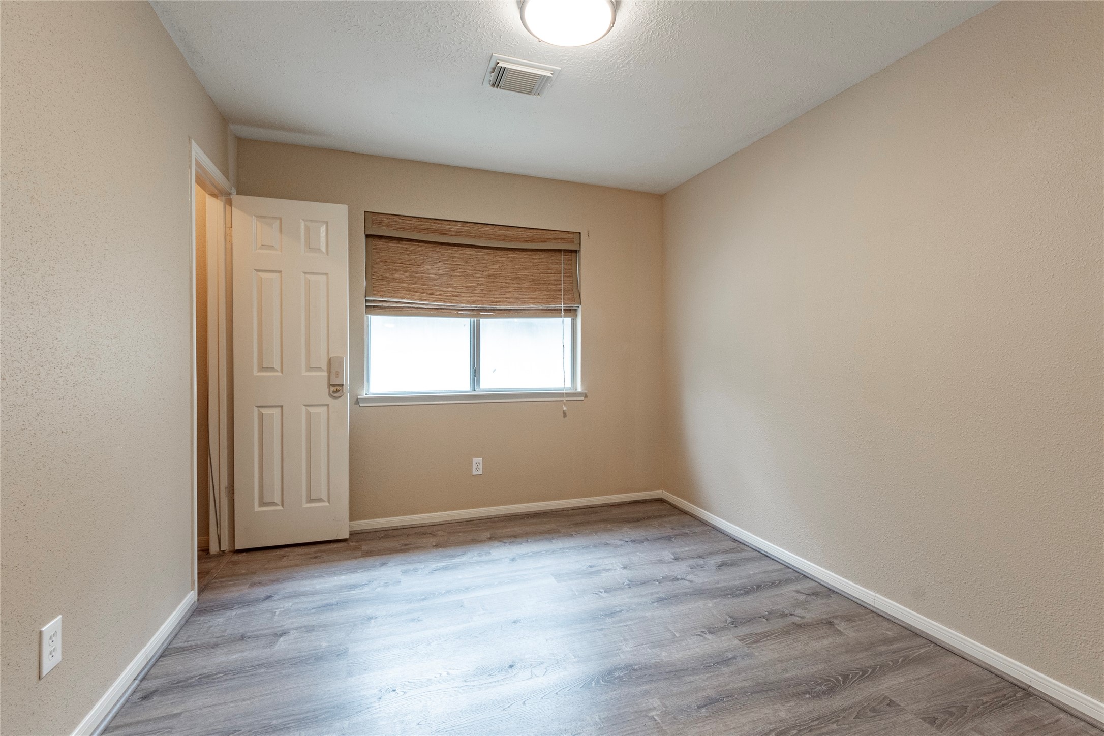 1227 Mabry Mill Road Houston, TX 77062 - Photo 27 of 39
