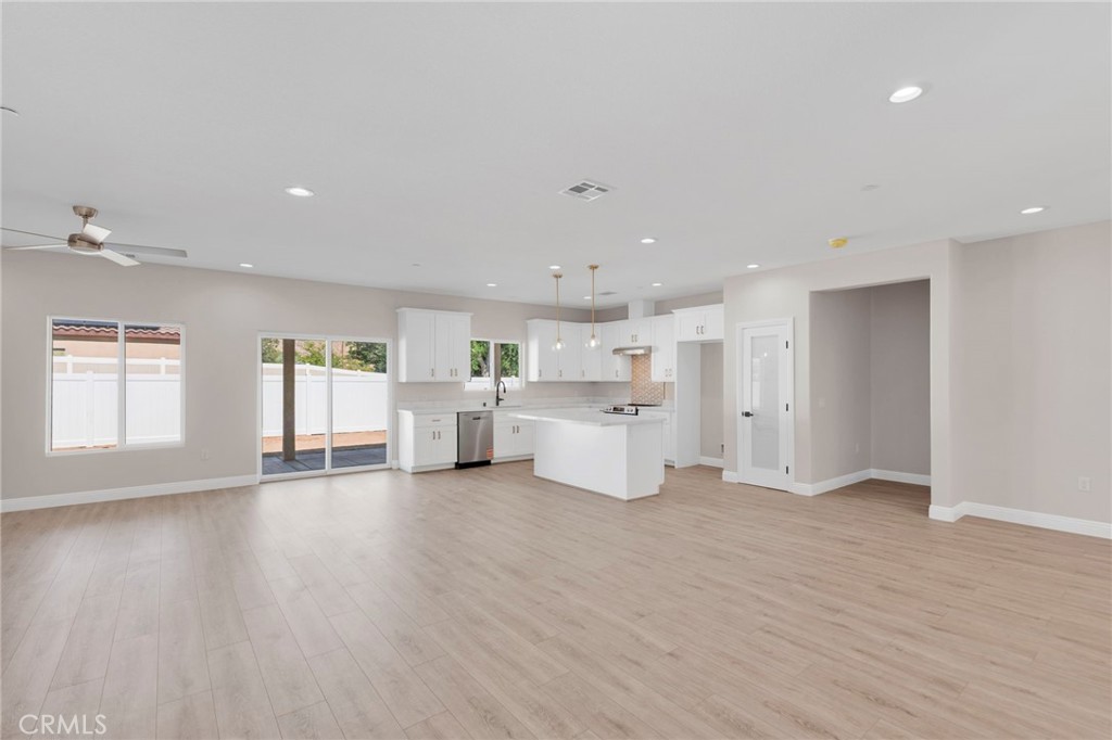15991 Tao Road Apple Valley, CA 92307 - Photo 6 of 49