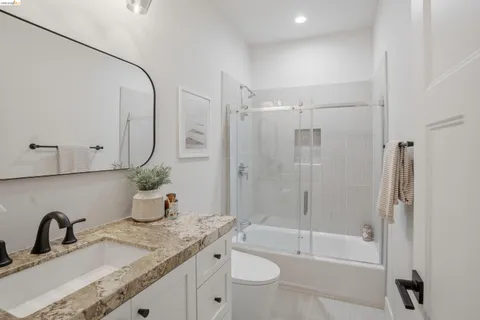 $3,198,000 | 4120 Happy Valley Road, Lafayette, CA 94549