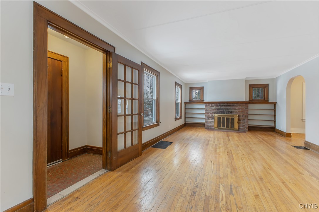 300 Jamesville Road DeWitt, NY 13214 - Photo 7 of 40