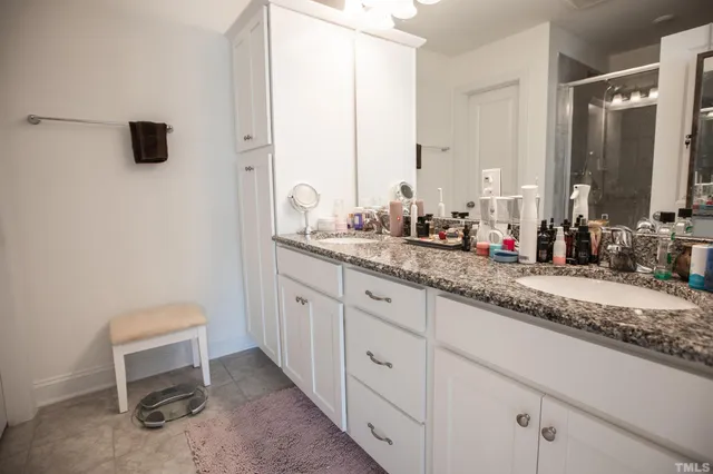 $2,390 | 2845 Dallas Valley Lane, Apex, NC 27502