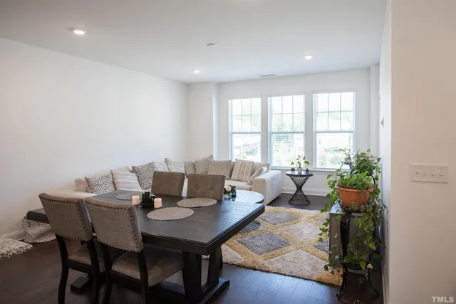 $2,390 | 2845 Dallas Valley Lane, Apex, NC 27502