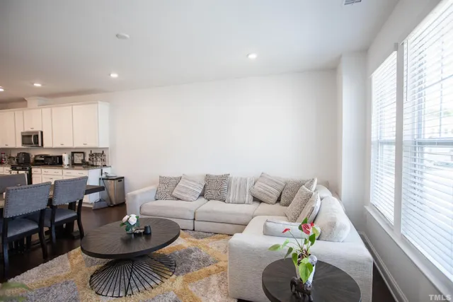 $2,390 | 2845 Dallas Valley Lane, Apex, NC 27502