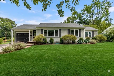 $295,000 | 8139 Woodward, Overland Park, KS 66204