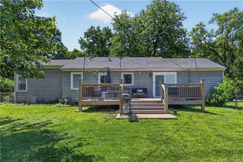 $295,000 | 8139 Woodward, Overland Park, KS 66204