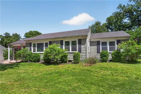 $295,000 | 8139 Woodward, Overland Park, KS 66204