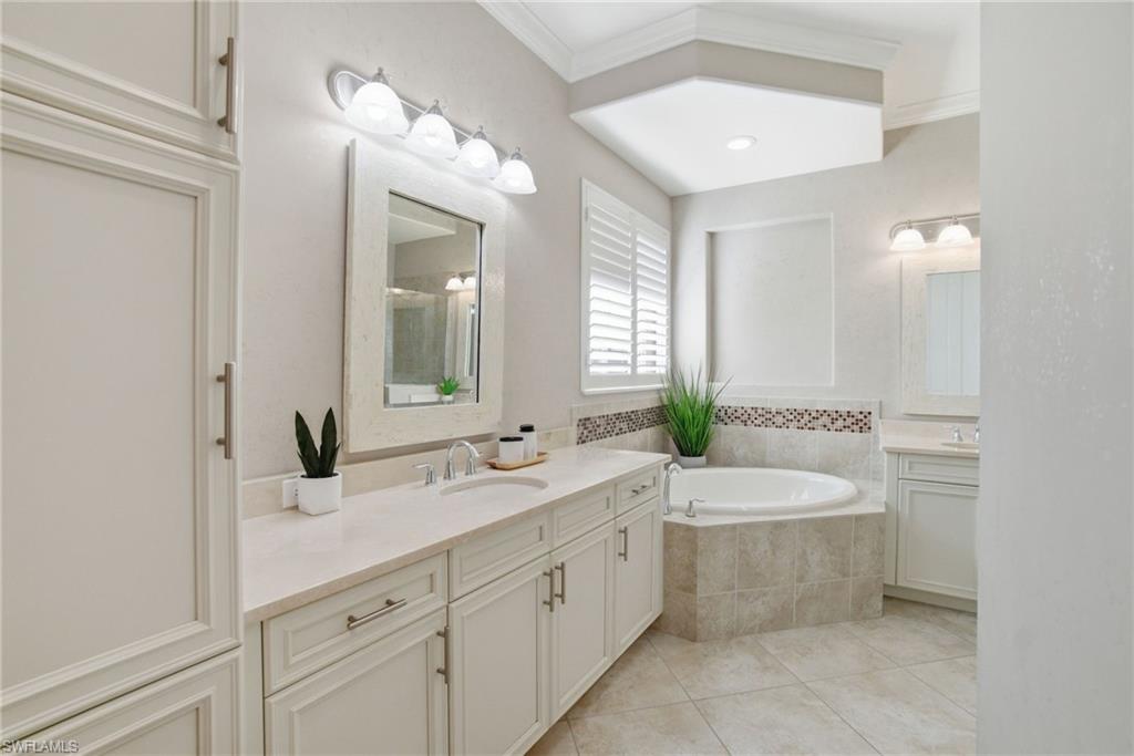 7291 Acorn Way Naples, FL 34119 - Photo 17 of 30