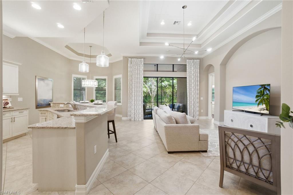 7291 Acorn Way Naples, FL 34119 - Photo 4 of 30