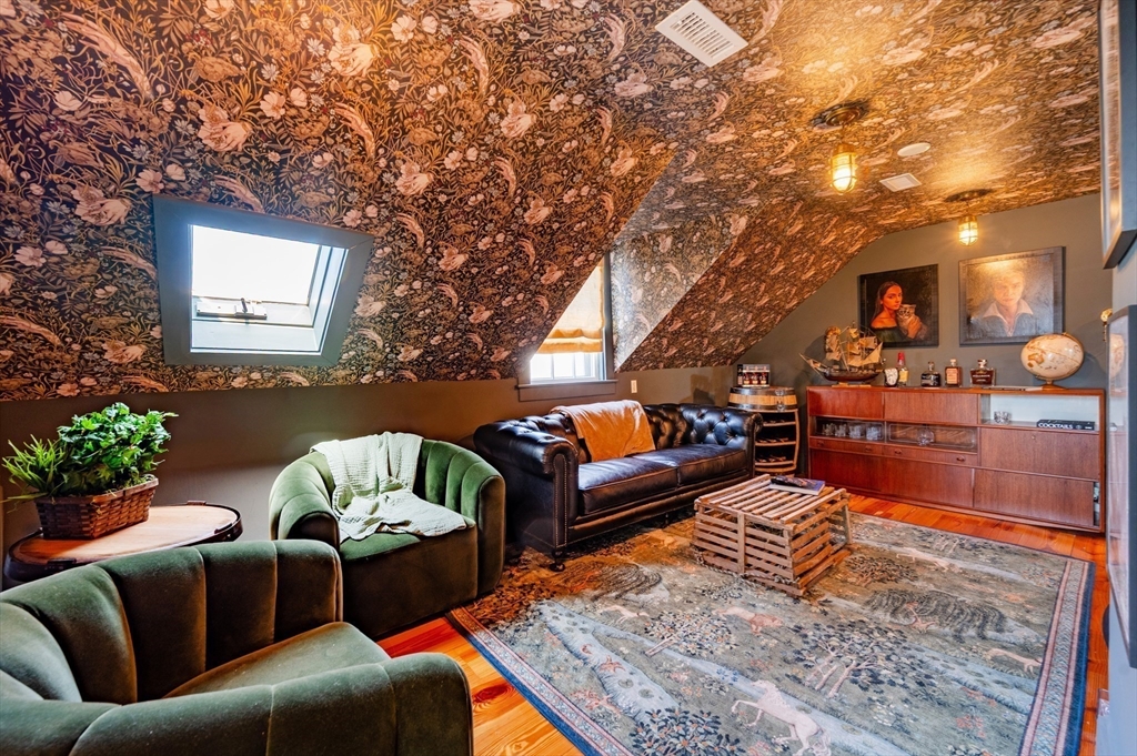 108 Front Street Marblehead, MA 01945 - Photo 32 of 36