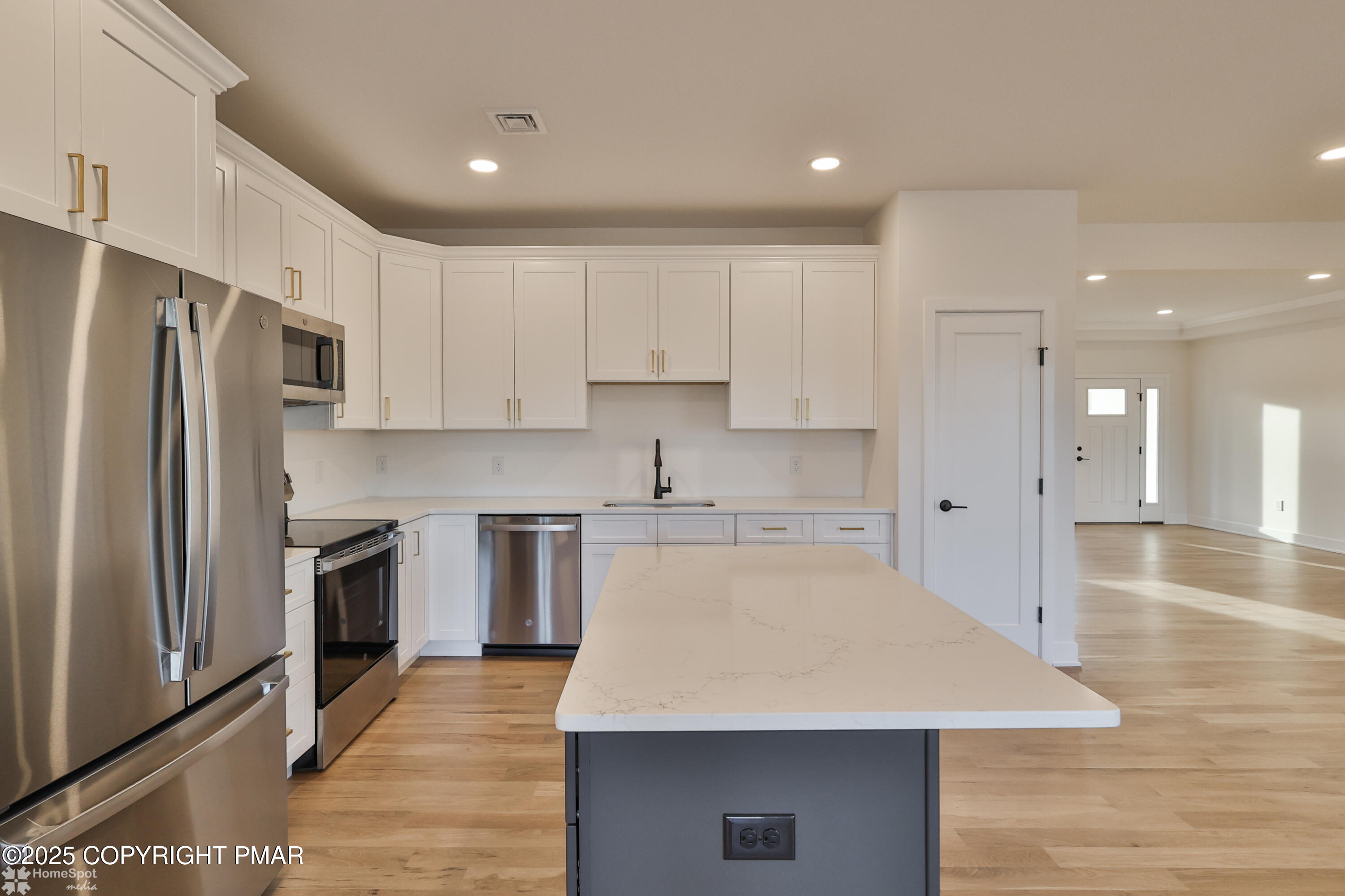 448 Long Lane Road Walnutport, PA 18088 - Photo 8 of 62 HSM (37 of 82)