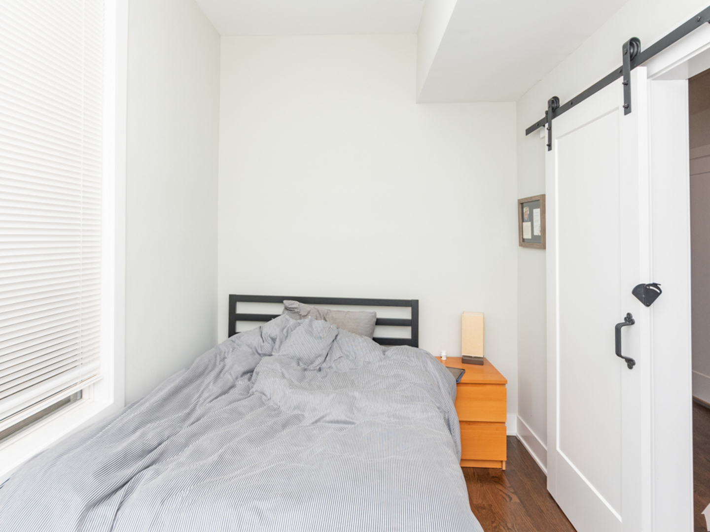 2145 West Webster Avenue, Unit 3 Chicago, IL 60647 - Photo 8 of 11