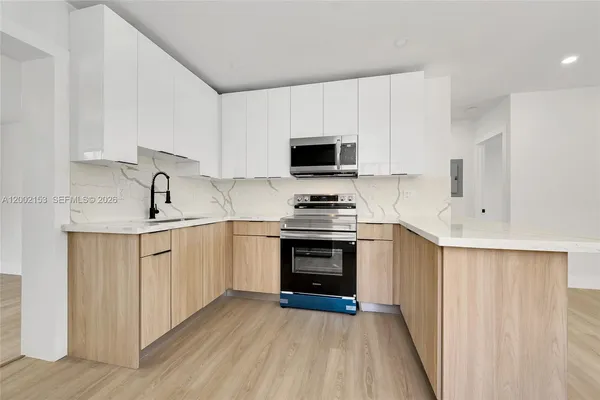 $750,000 | 1385 Northwest 28th Street, Miami, FL 33142