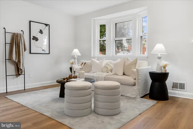 $259,999 | 2210 Walshire Avenue, Baltimore, MD 21214