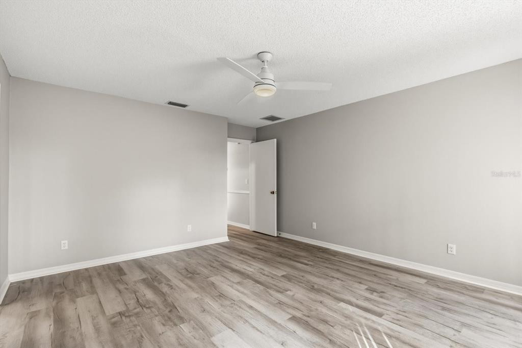 6142 Wade Street Leesburg, FL 34748 - Photo 15 of 32