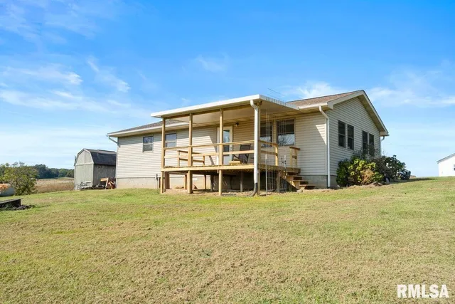$135,000 | 42 Bowed Tree Road, Stonefort, IL 62987