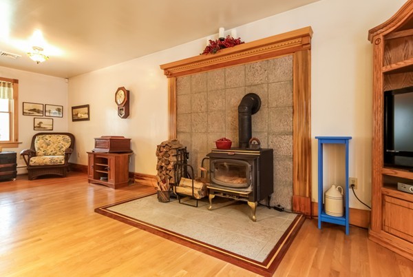 28 Parlowtown Road Marion, MA 02738 - Photo 12 of 30 Gallery Image 12