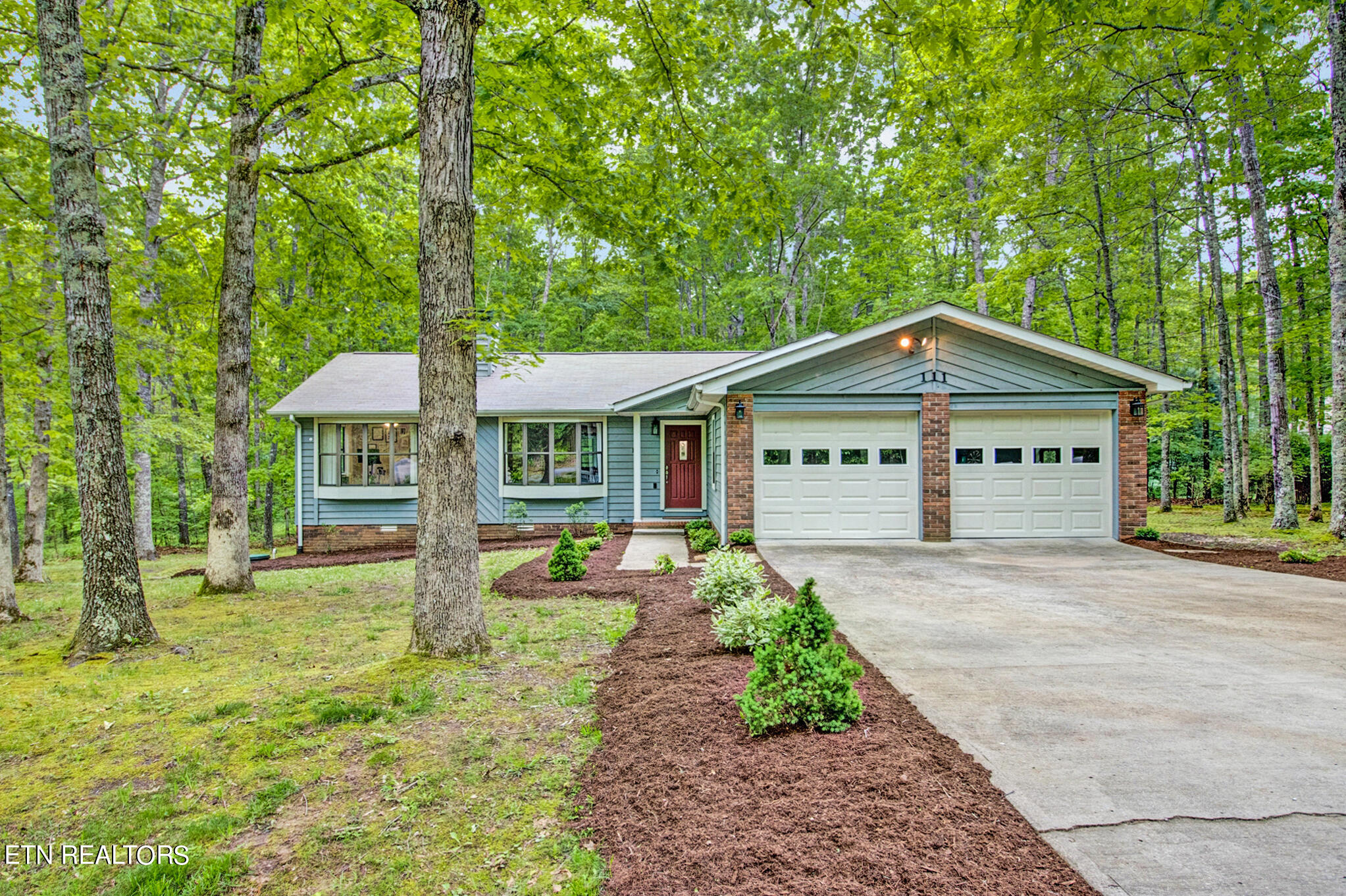 111 Devon Road Crossville, TN 38558 - Photo 1 of 33 img_1852-img_1856