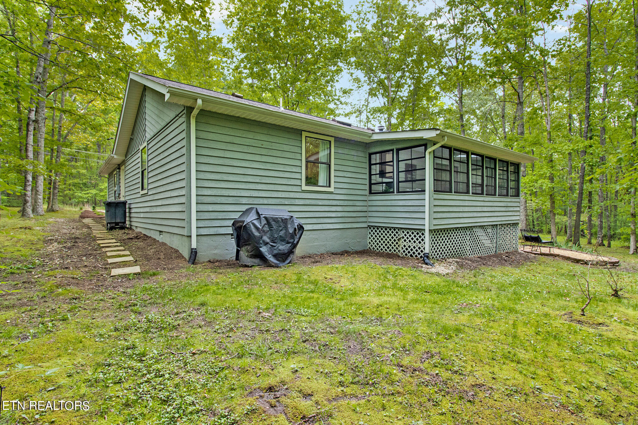111 Devon Road Crossville, TN 38558 - Photo 30 of 33 img_1872-img_1876