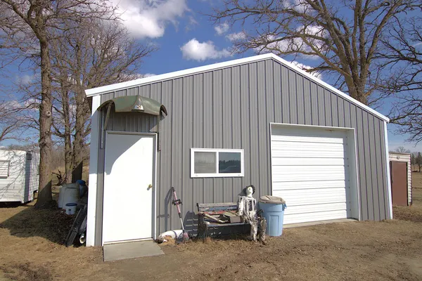 $212,750 | 18470 Highway 71, Wadena, MN 56482
