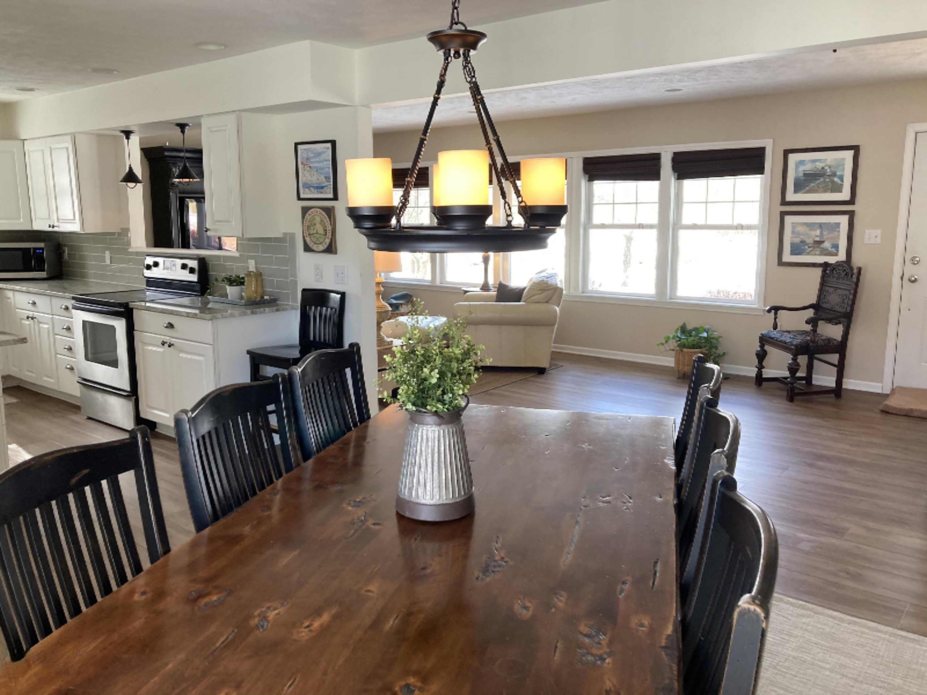 555 Cherry Road Manistee, MI 49660 - Photo 6 of 22 Dining Room