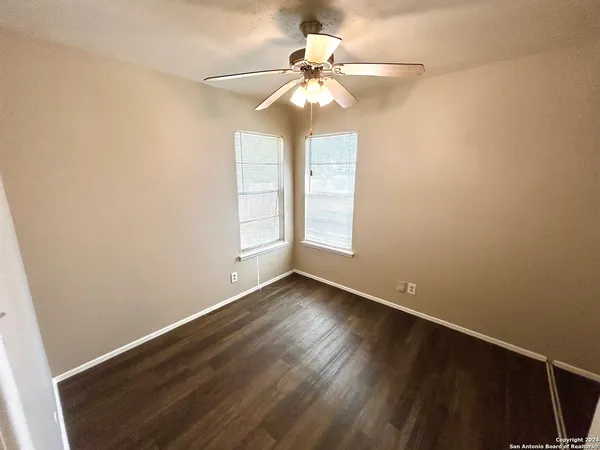 $1,445 | 206 Northview Drive, Universal City, TX 78148