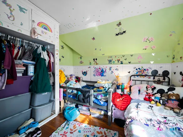 $279,900 | 182 Broad Street, Norwich, CT 06360