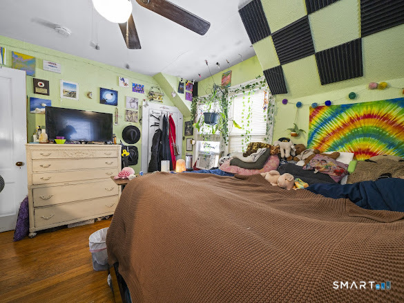 182 Broad Street Norwich, CT 06360 - Photo 16 of 34