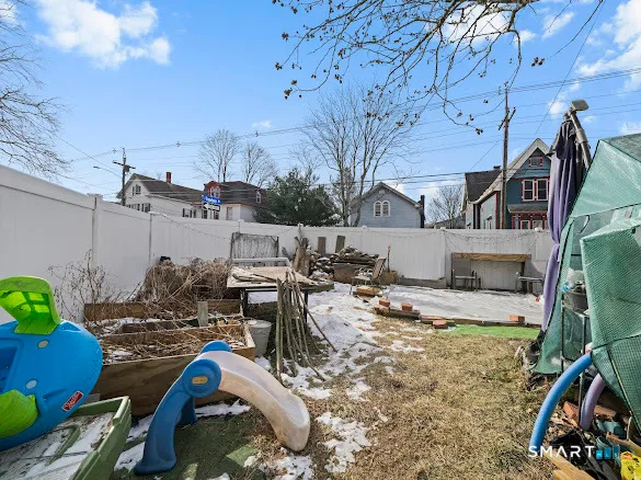 $279,900 | 182 Broad Street, Norwich, CT 06360