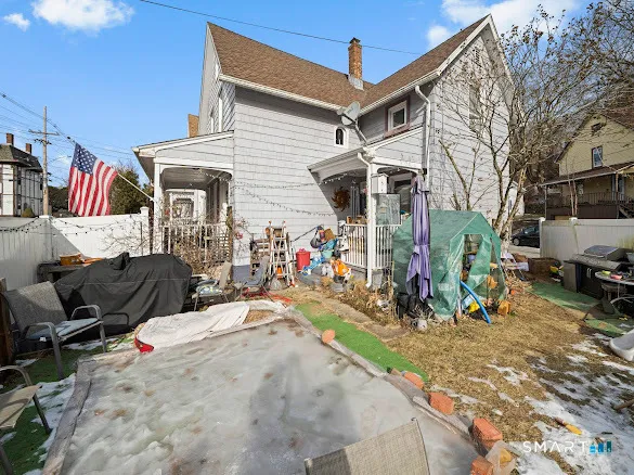 $279,900 | 182 Broad Street, Norwich, CT 06360