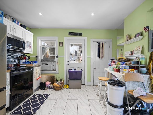 182 Broad Street Norwich, CT 06360 - Photo 7 of 34