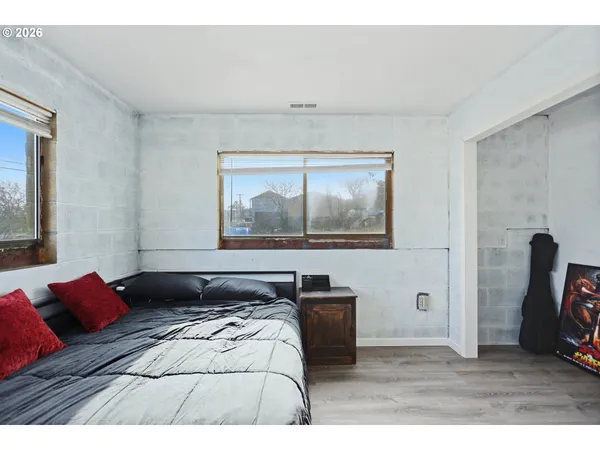 $300,000 | 1100 West 2nd Street, Arlington, OR 97812