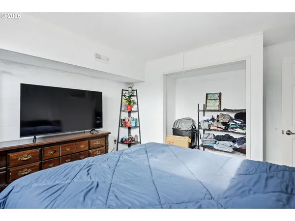 $300,000 | 1100 West 2nd Street, Arlington, OR 97812