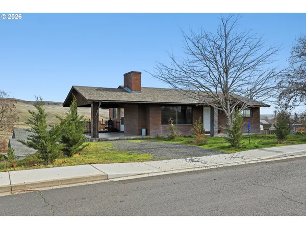 $300,000 | 1100 West 2nd Street, Arlington, OR 97812