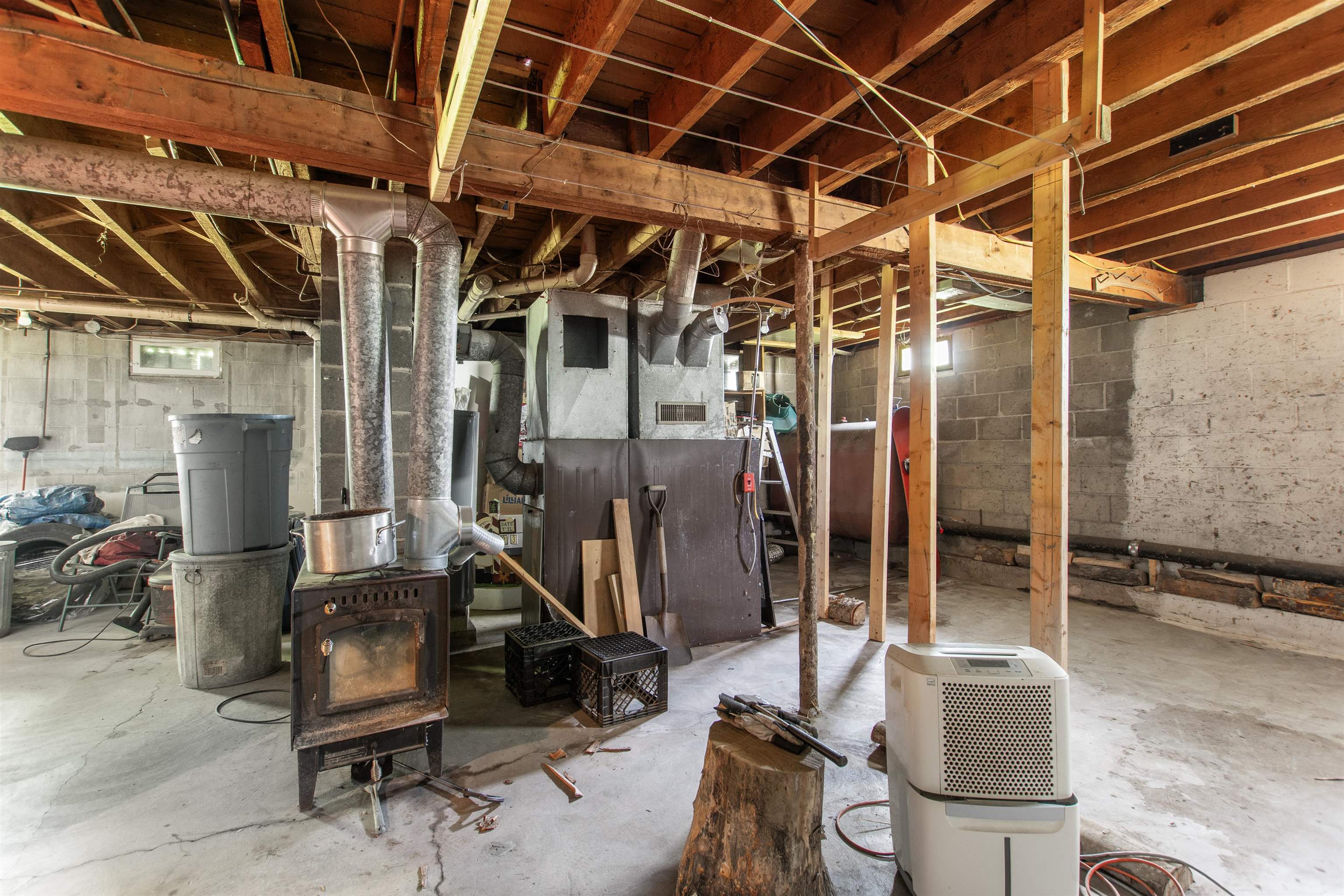 6646 Highway 102 Canaan, VT 05903 - Photo 20 of 32