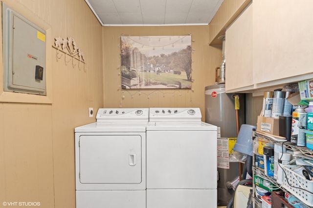 $195,500 | 507 South Lakeshore Drive, Mundelein, IL 60060