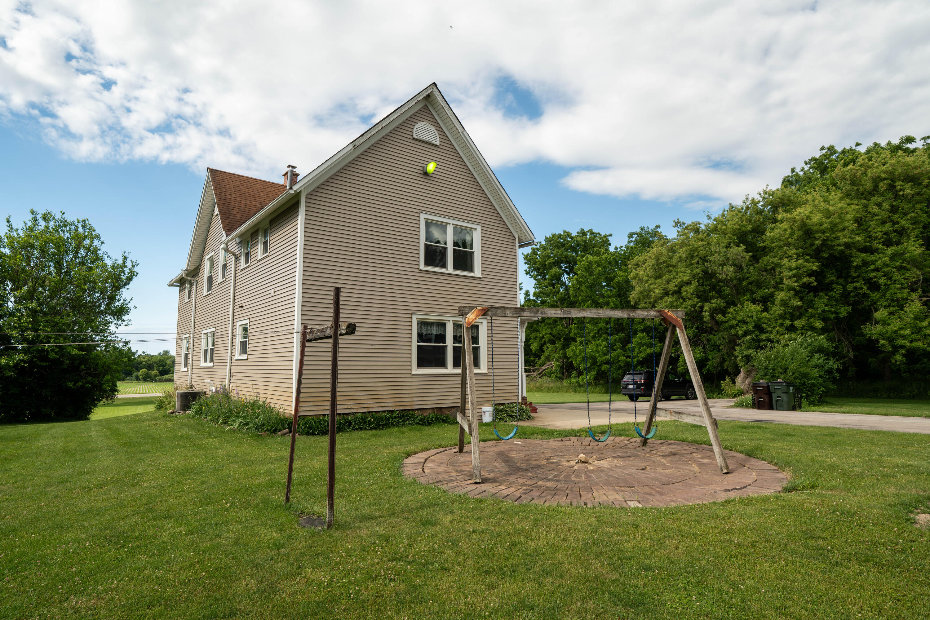 19272 West Coffee Road New Berlin, WI 53146 - Photo 37 of 49 Swing Set
