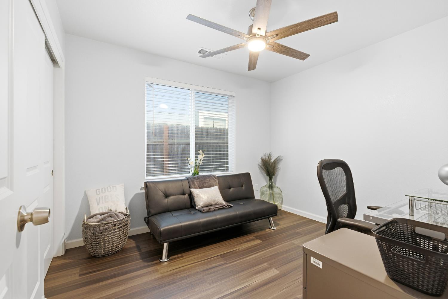 374 West Main Street Turlock, CA 95380 - Photo 11 of 22