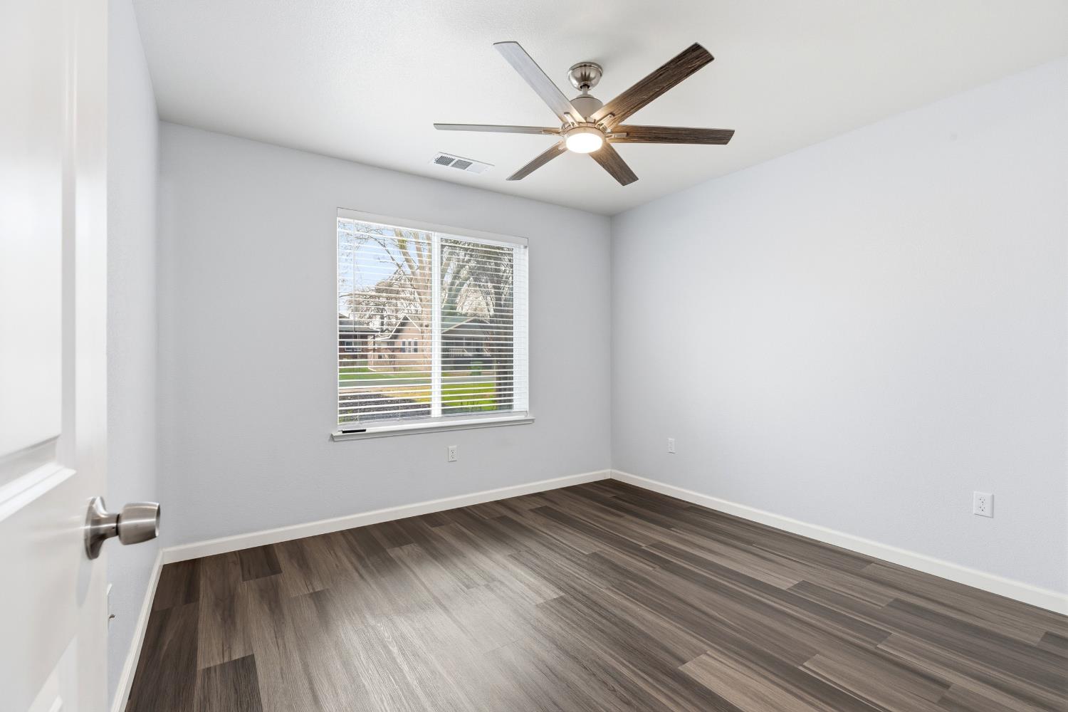 374 West Main Street Turlock, CA 95380 - Photo 12 of 22