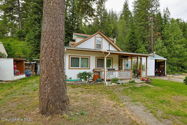 $300,000 | 164 West Fork Pine Creek Road, Pinehurst, ID 83850