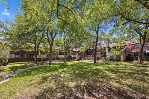 $259,900 | 1203 Portales Lane, Unit 1203, Irving, TX 75061