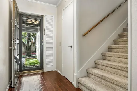 $259,900 | 1203 Portales Lane, Unit 1203, Irving, TX 75061