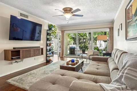 $259,900 | 1203 Portales Lane, Unit 1203, Irving, TX 75061