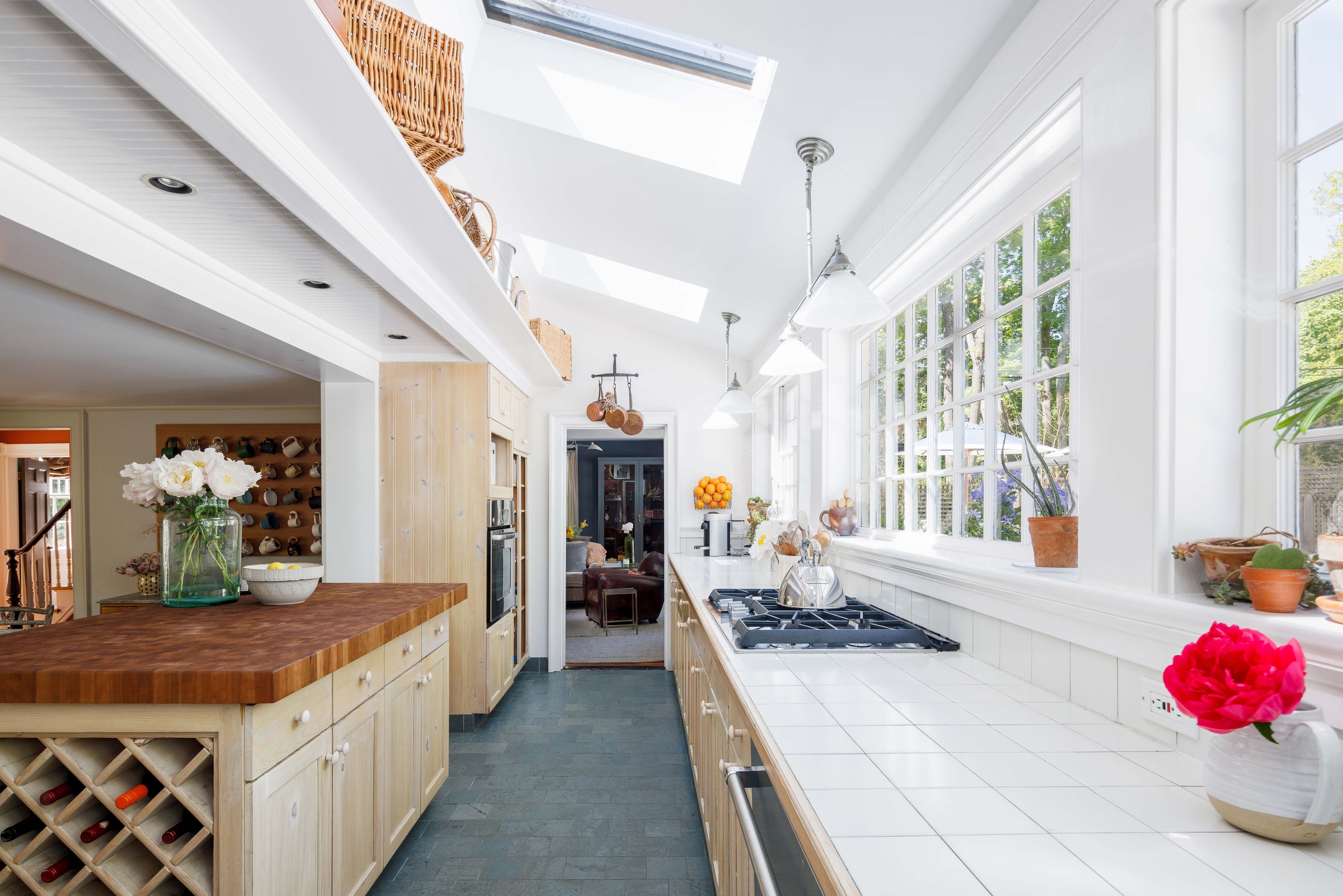 25825 Main Road Orient, NY 11957 - Photo 5 of 28